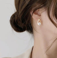 Vintage Cross Stud Earrings for Women Girls Korean Style Gold / Silver