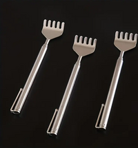 Retractable Back Scratcher Claw Anti-Itch Telescoping Tool with Metal Shaft