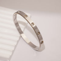 Classic Simple 18k Golden Plated Titanium Steel Bangle with Synthetic Cubic