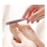 Stainless Steel Double-Headed Foot Scrubber, a Tool for Foot Care, Designed
