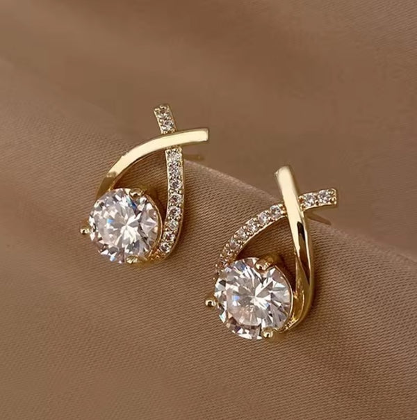 Vintage Cross Stud Earrings for Women Girls Korean Style Gold / Silver