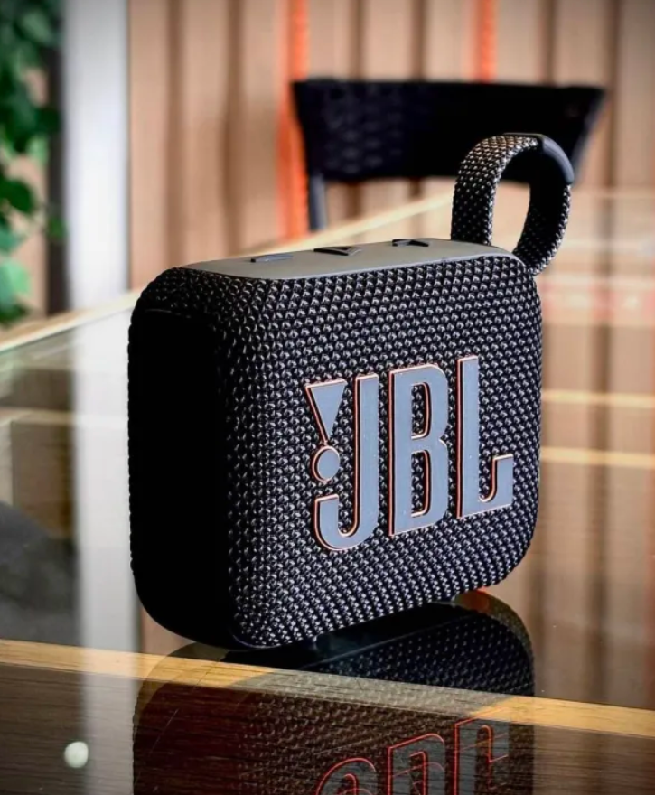 Go 4 Portable Bluetooth Speaker Clone (a Grade)